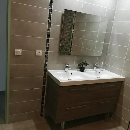 Maison Neuve Contemporaine Parking Nimes