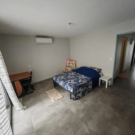 Maison Neuve Contemporaine Parking Nimes
