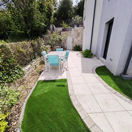 Maison Neuve Contemporaine Parking Apartment